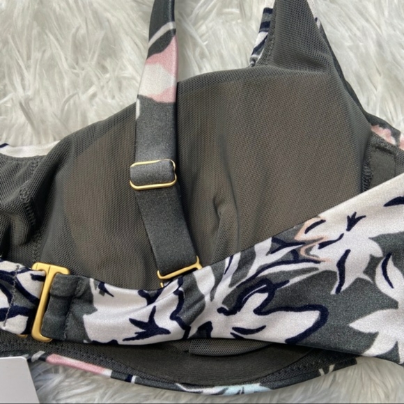 Athleta Bikini Bra Top 34B/C - Picture 5 of 9